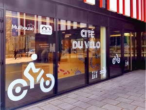 La belle vitrine de la Cit&eacute; du V&eacute;lo de Mulhouse