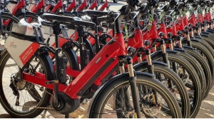 Le v&eacute;lo utilitaire &agrave; le vent en poupe