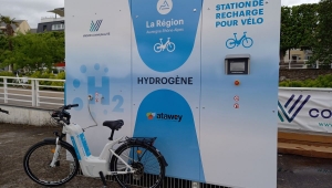 Allier : les v&eacute;los &agrave; hydrog&egrave;ne d&eacute;barquent &agrave; Vichy