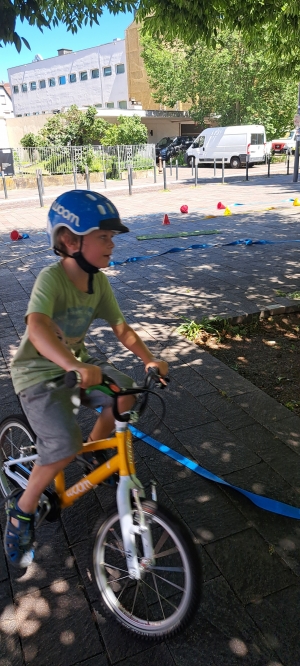 Faites du sport et apprendre &agrave; faire du v&eacute;lo