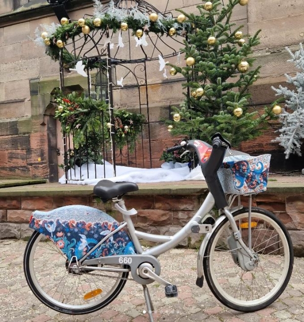 vélo cité vélocité en habit de noël Mulhouse