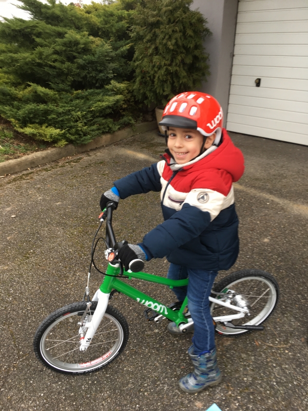 Remise des prix concours &quot;Jeux de Noël&quot; Alsace Vélo École.