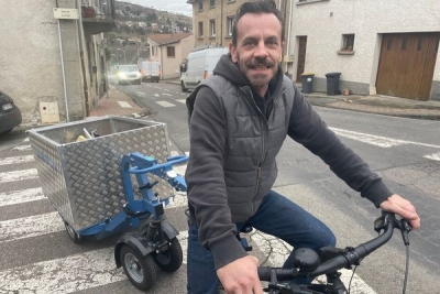 Yannick, carreleur, ne circule qu&#039;à vélo