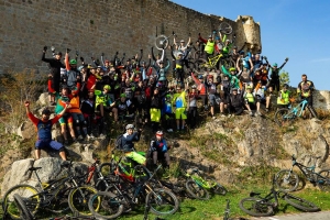 Une centaine de v&eacute;t&eacute;tistes sur le Massif du Hohlandsbourg