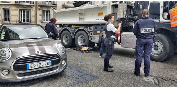 Angles mort - Une série d&#039;accidents graves incriminant  PL &amp; vélo à Grenoble