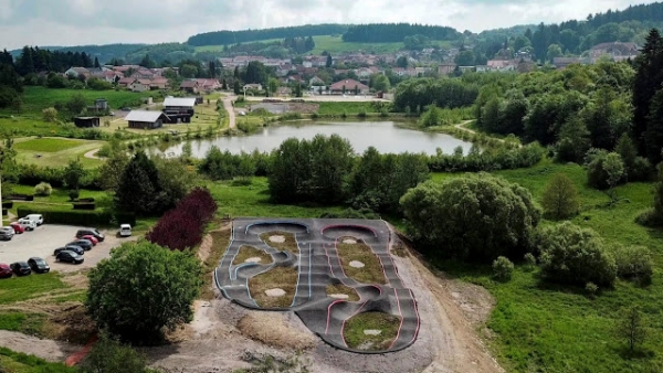 Pumptrack de Xertigny au coeur du pays des champions VTT