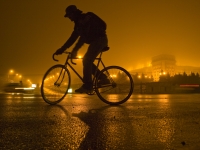 Cyclistes mal équipés pour passer à l'heure d'hiver