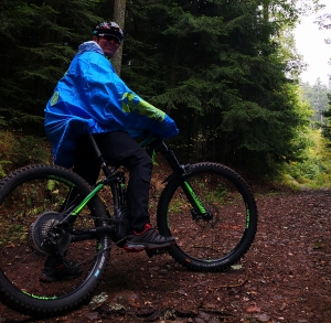 F..k la Pluie - le poncho du v&eacute;lo